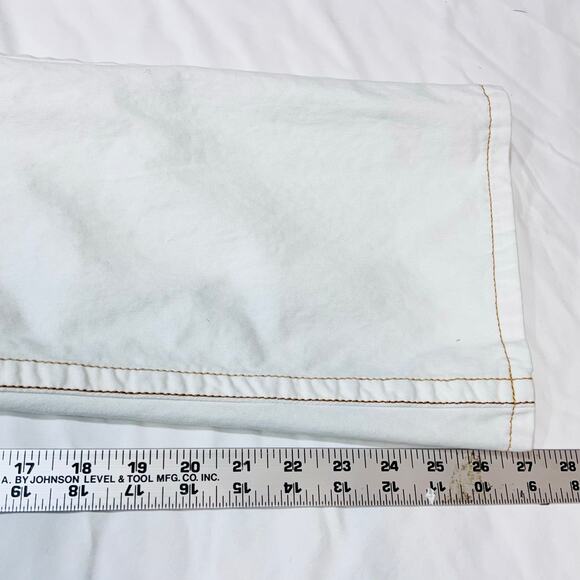 True Religion Joey Big T Flared Jeans White Gild Stitch Women 28W x 27L Used - Picture 8 of 11